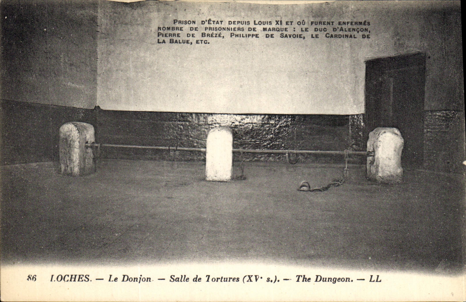 CPA Loches Le Donjon Salle de Tortures 