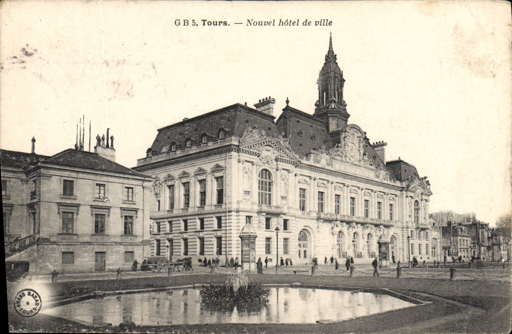 CPA Tours Nouvel Hotel de Ville 