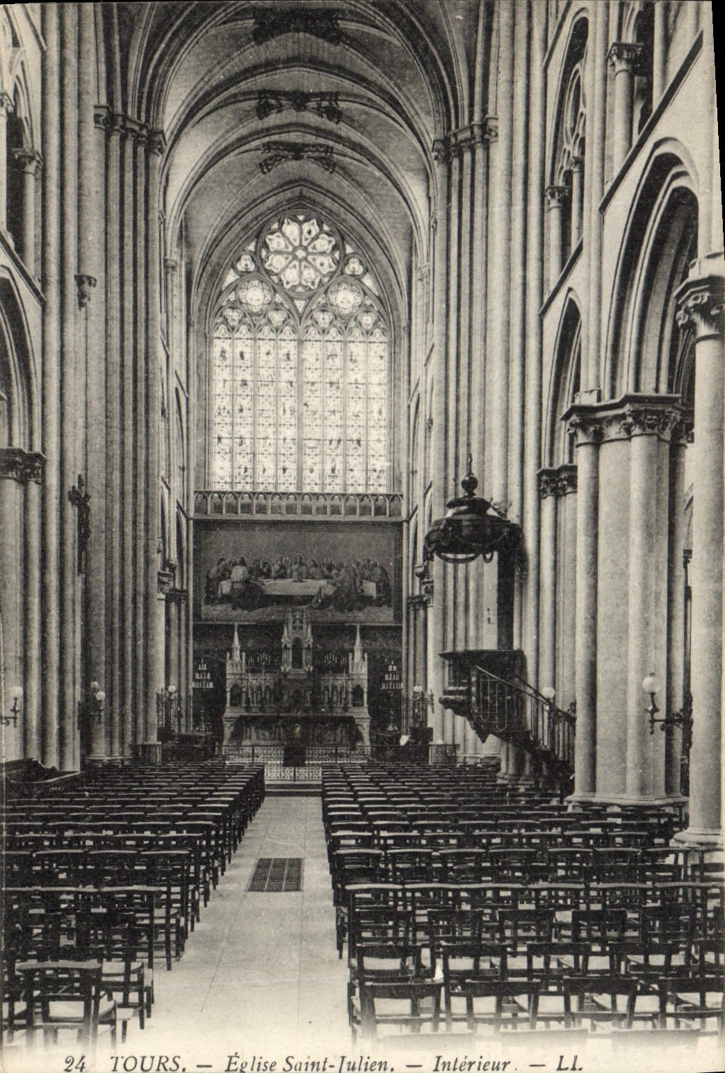 CPA Tours Eglise Saint Julien Interieur 