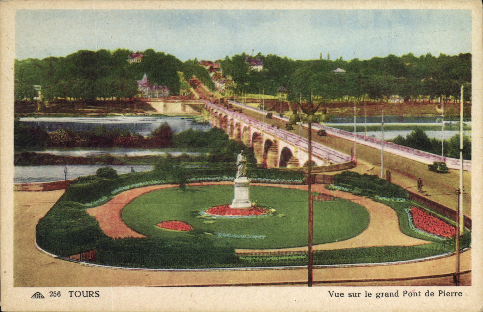 CPA Tours vue sur le Grand Pont de Pierre