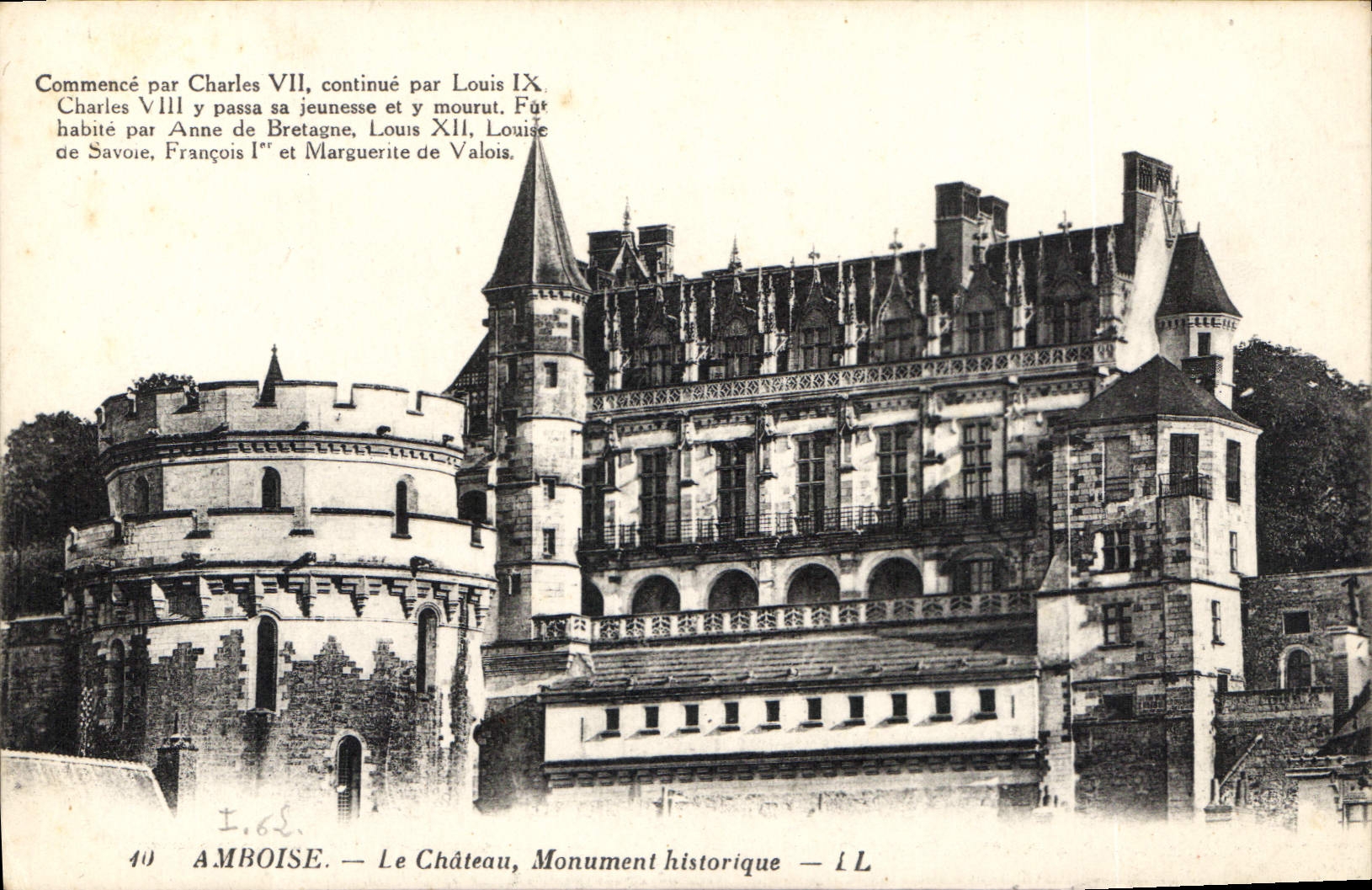 CPA Amboise le Chateau Monument historique