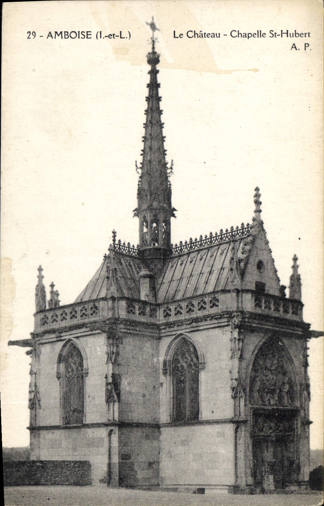 CPA Amboise I et L le Chateau Chapelle St Hubert