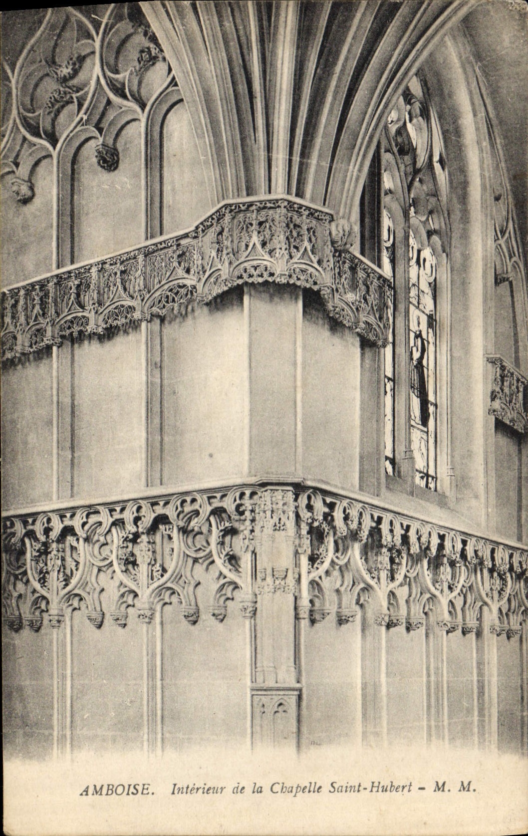 CPA Amboise Interieur de la Chapelle Saint Hubert