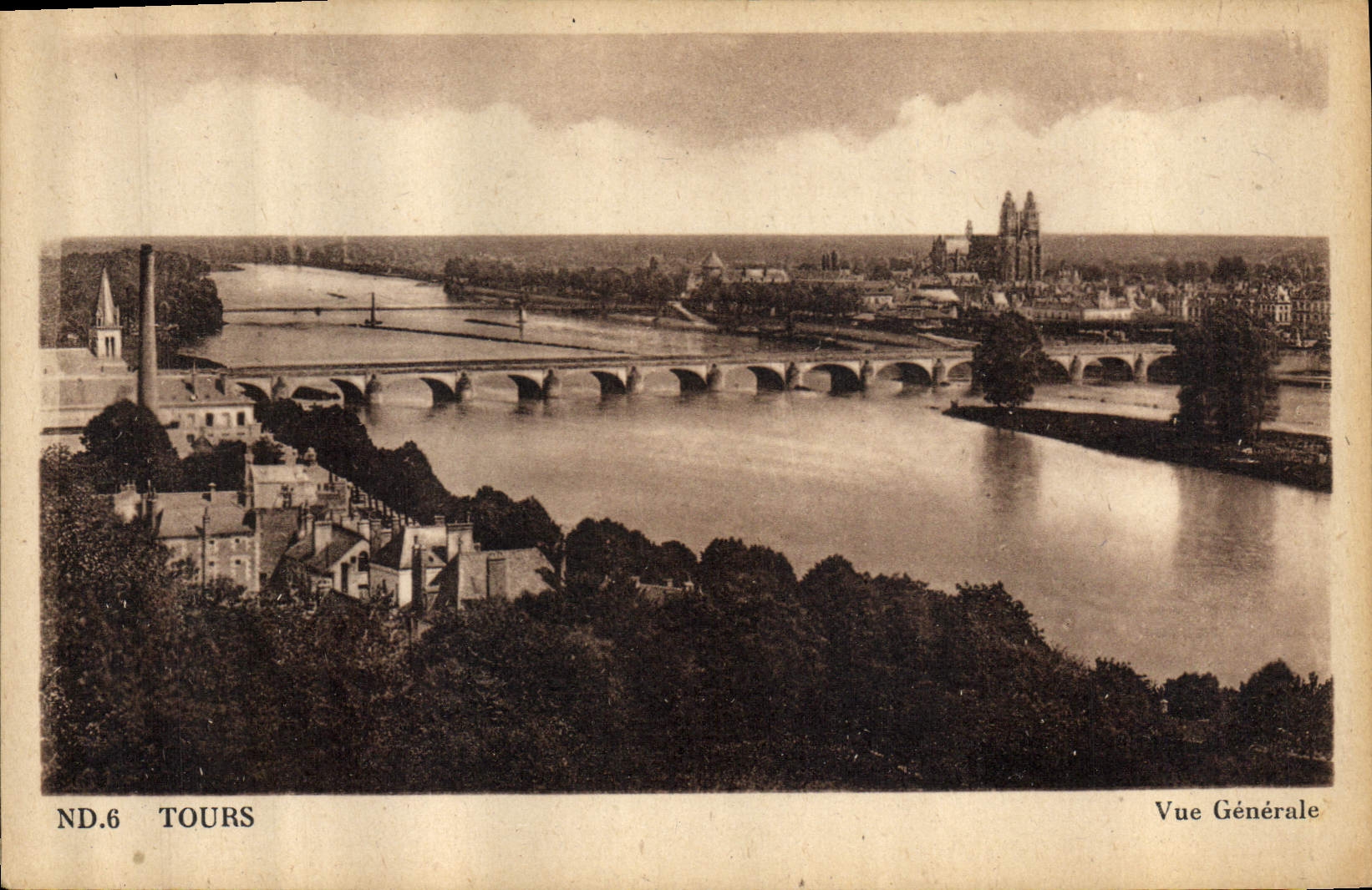 CPA Tours vue generale 