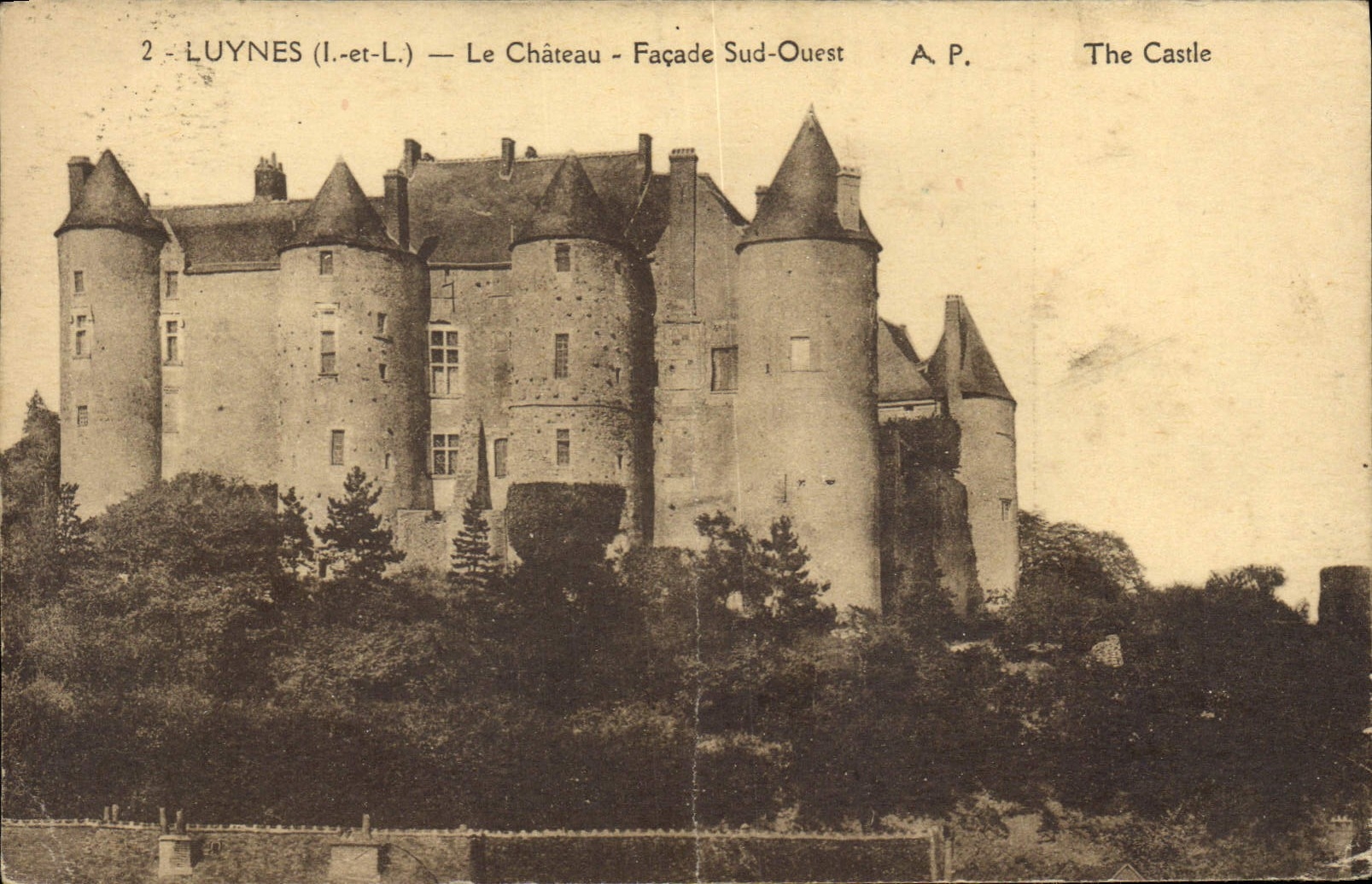 CPA Luynes I et L le Chateau Facade Sud Ouest