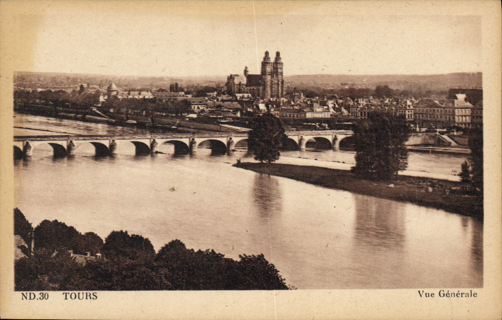 CPA Tours vue generale 