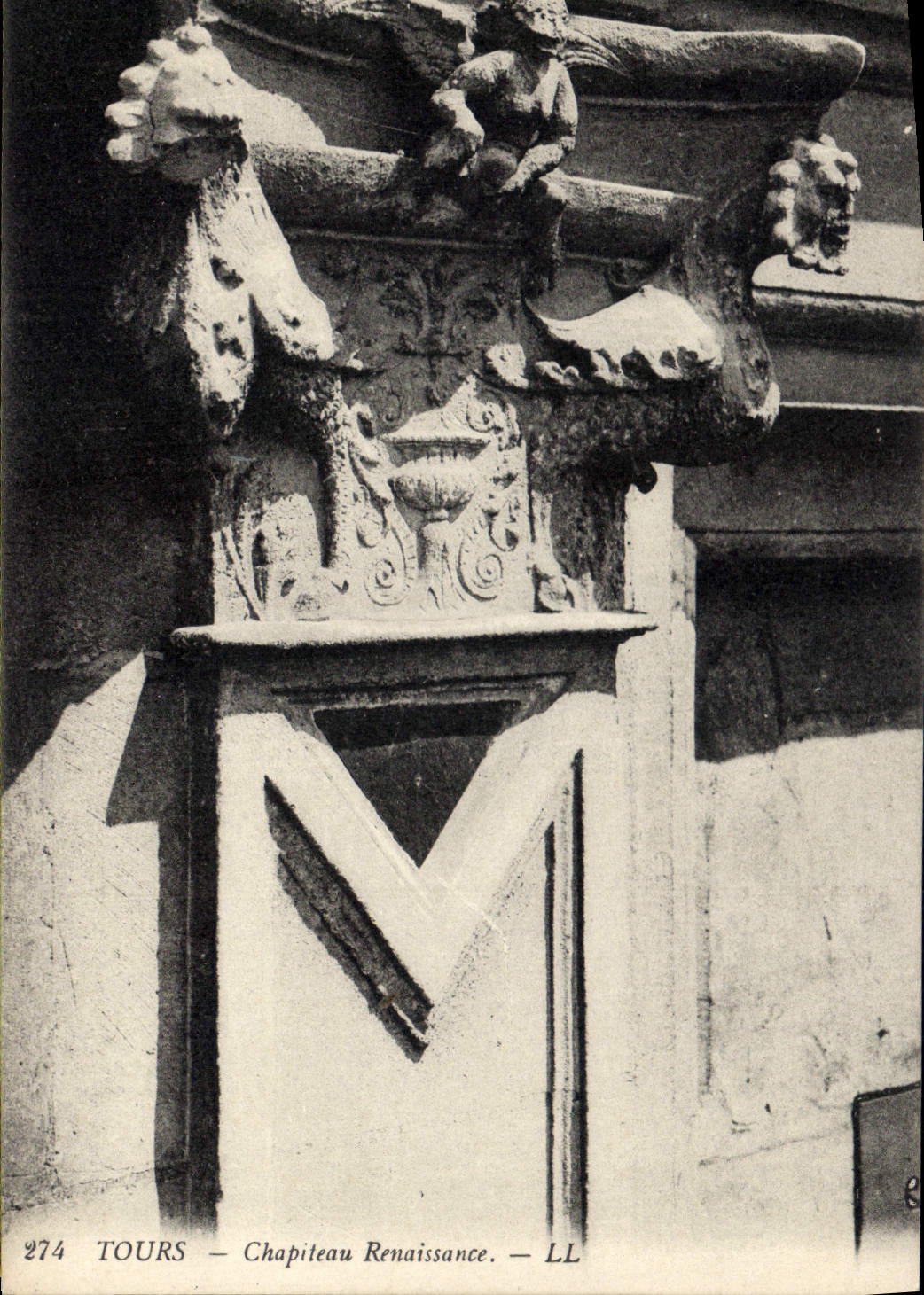 CPA Tours Chapiteau Renaissance 