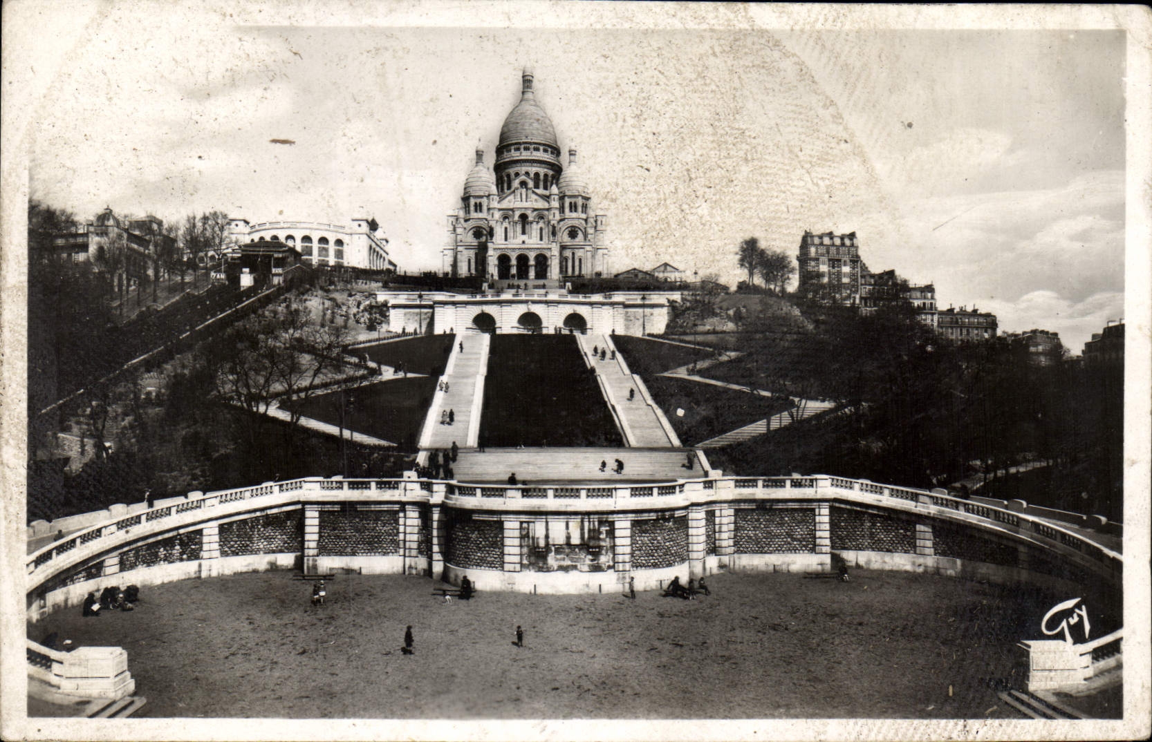 CPA Paris et ses Merveilles Sacre Coeur et Escalier monumental