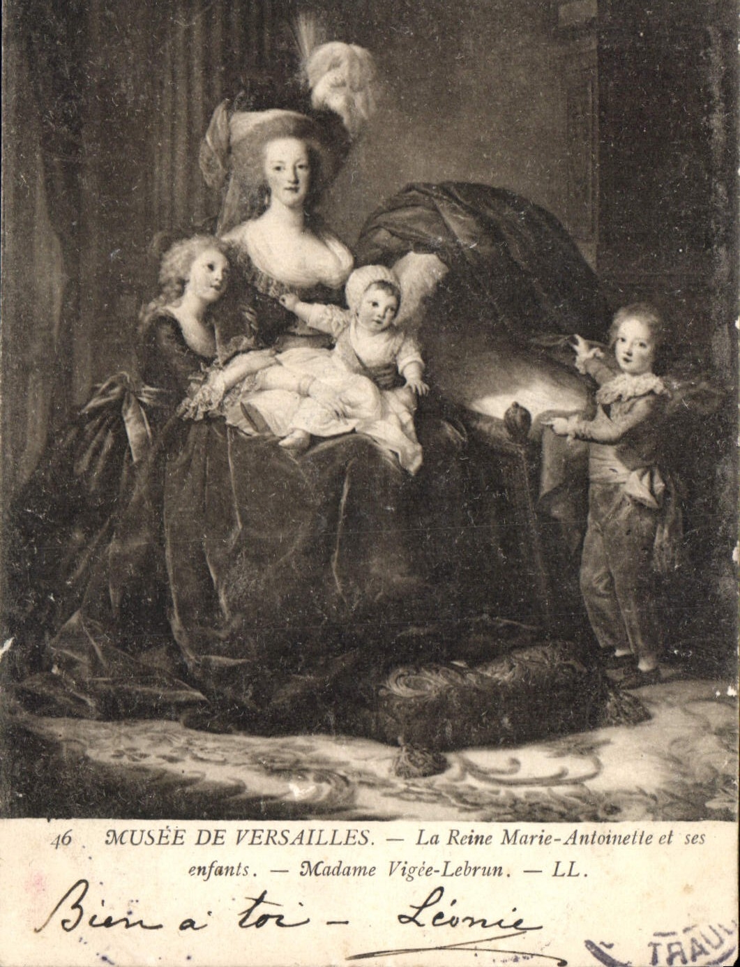 CPA Musee de Versailles La Reine Marie Antoinette et ses enfants 
