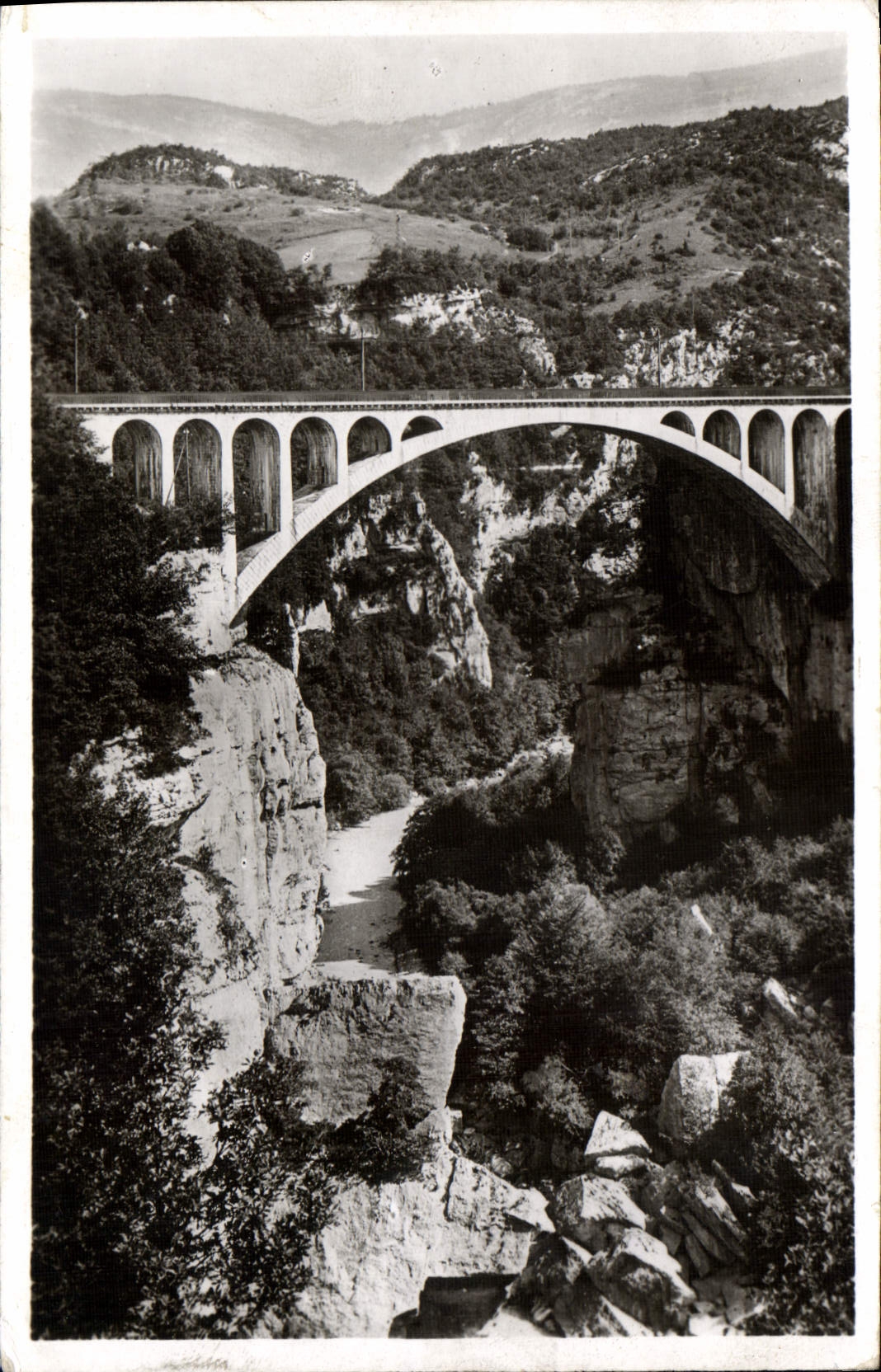 CPA Pont du Moulin des Pierres sur la Valserine