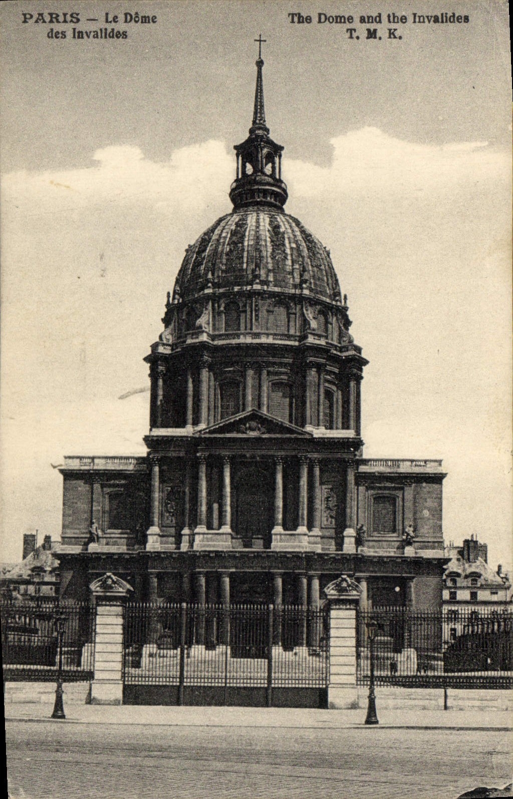 CPA Paris Le Dome des Invalides 