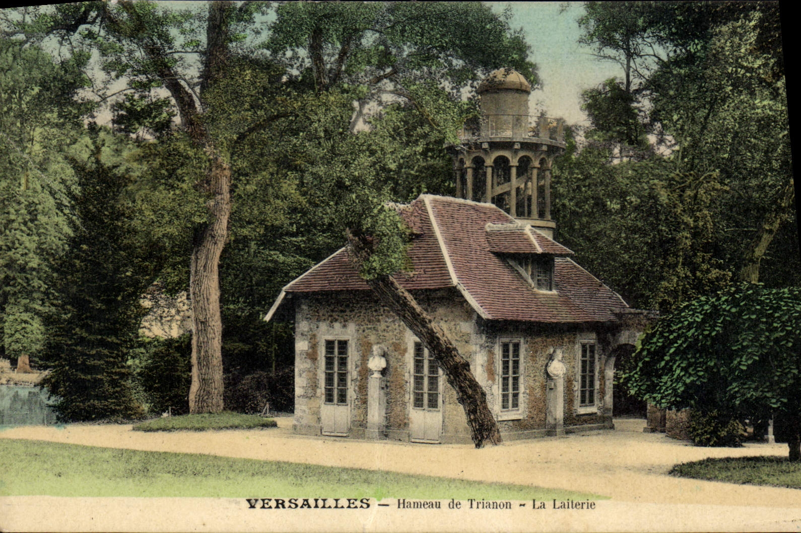 CPA Versailles Hameau de Trianon La Laiterie 