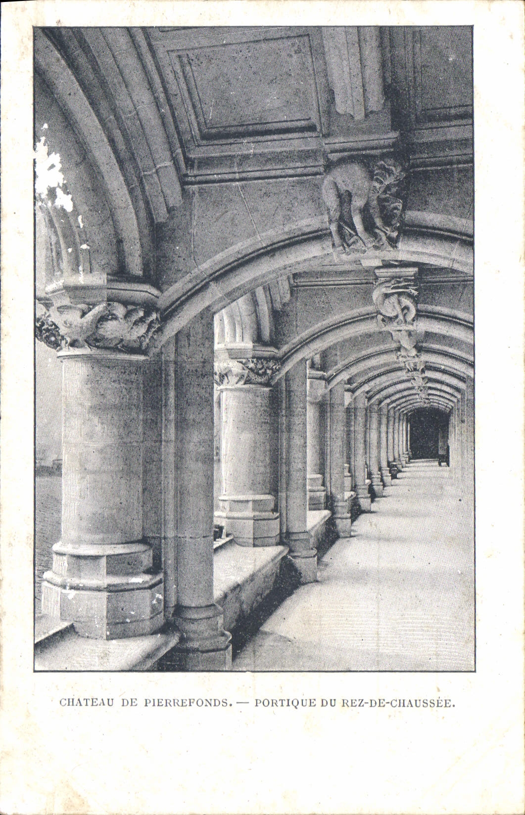 CPA Chateau de Pierrefonds Portique du Rez de Chaussee 
