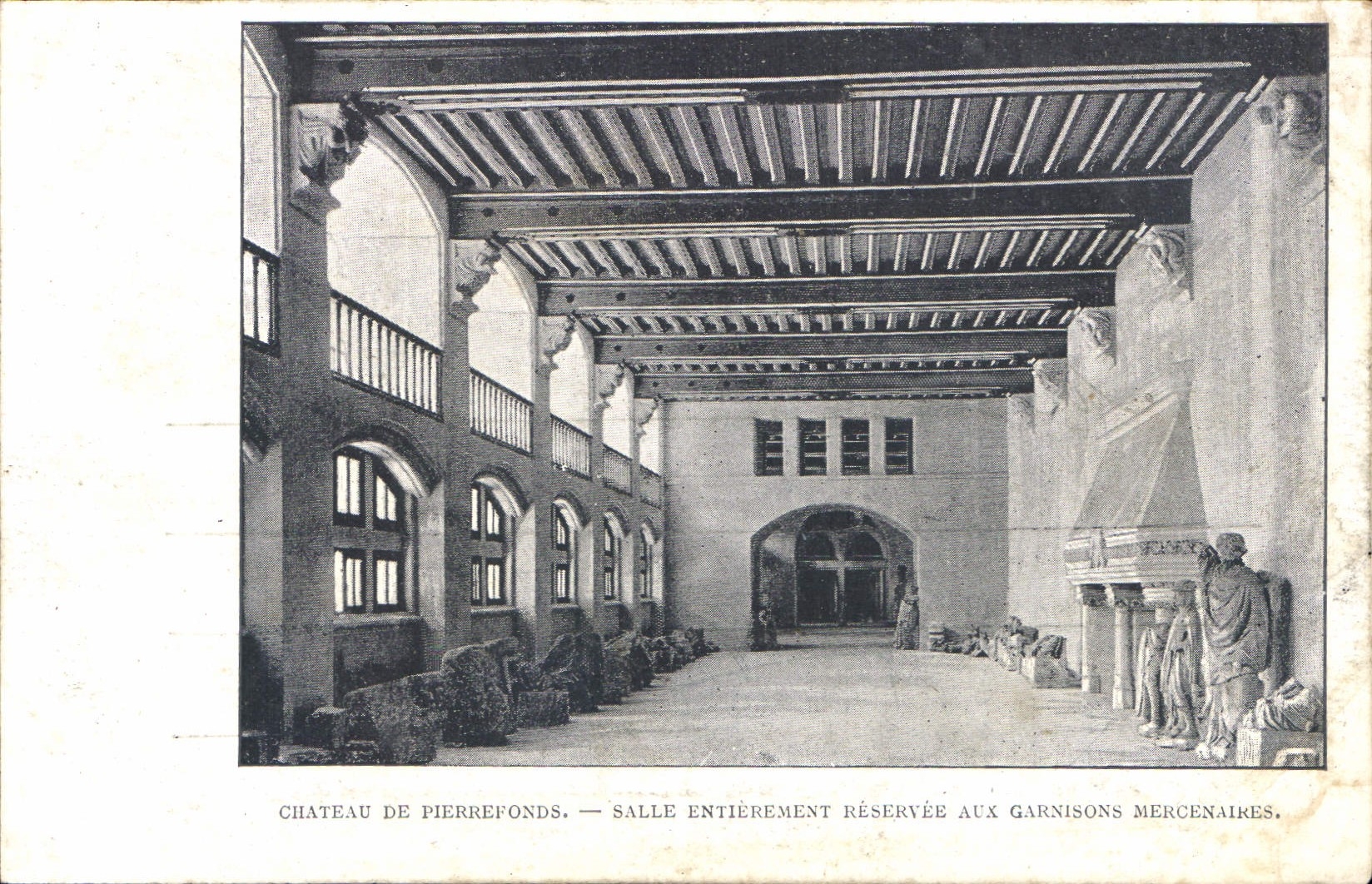 CPA Chateau de Pierrefonds Salle entierement reservee aux garnisons mercenaires 