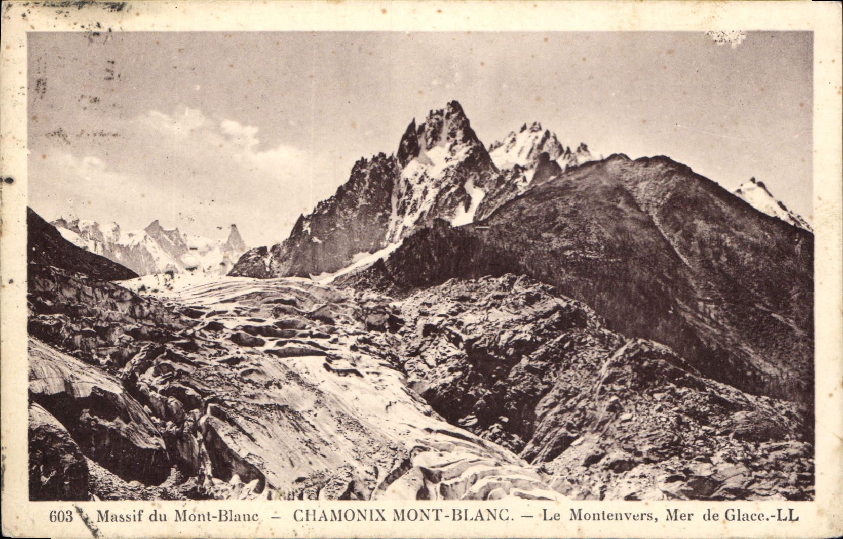 CPA Massif du Mont Blanc Chamonix Mont blanc Le Montenvers Mer de Glace 