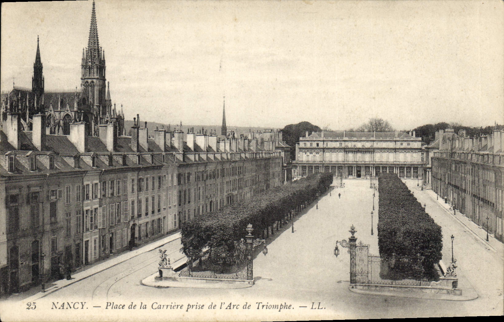 CPA Nancy Place de la Carriere prise de l'Arc de Triomphe 