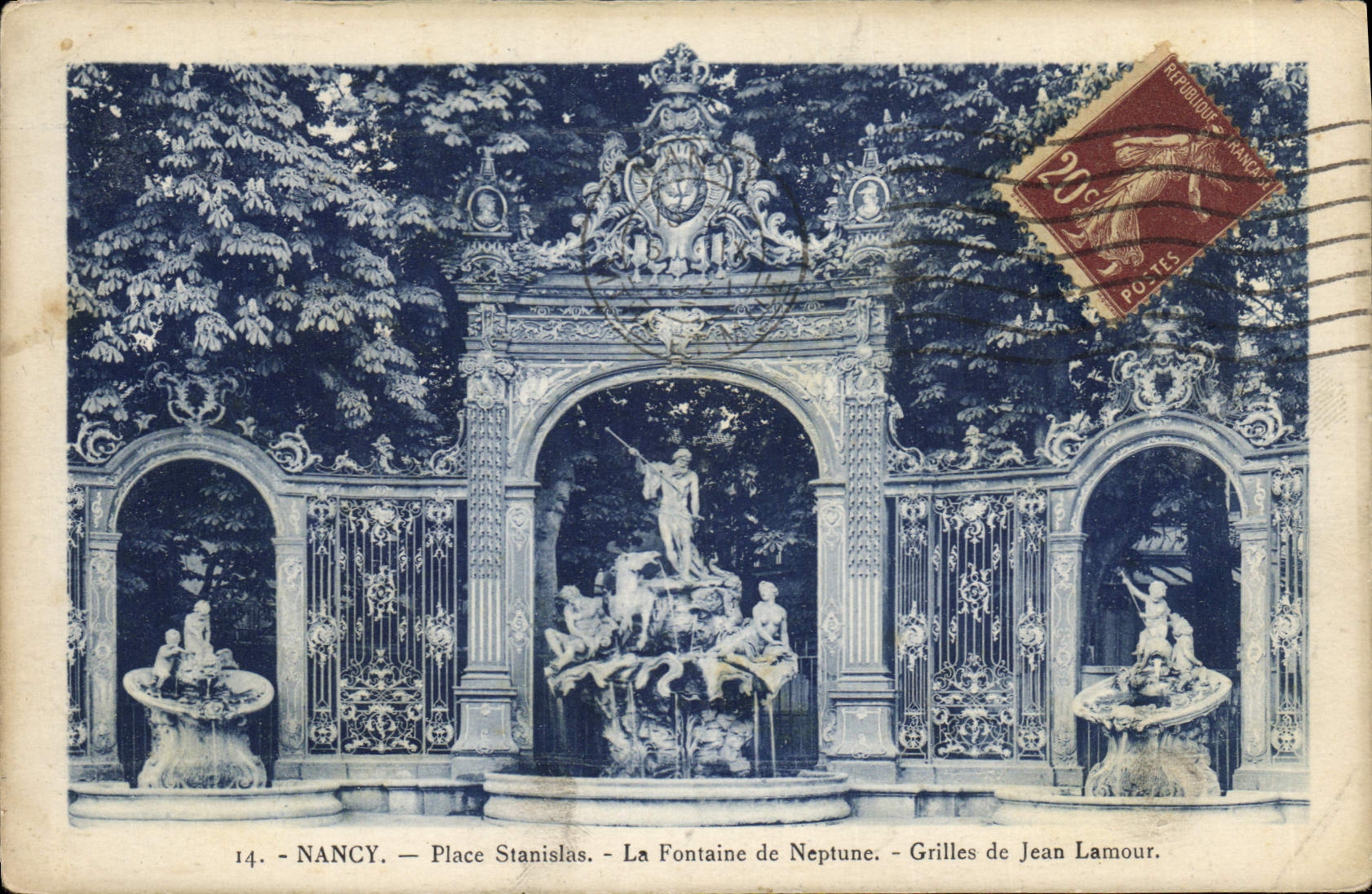 CPA Nancy Place Stanislas La Fontaine de Neptune Grilles de Jean Lamour 