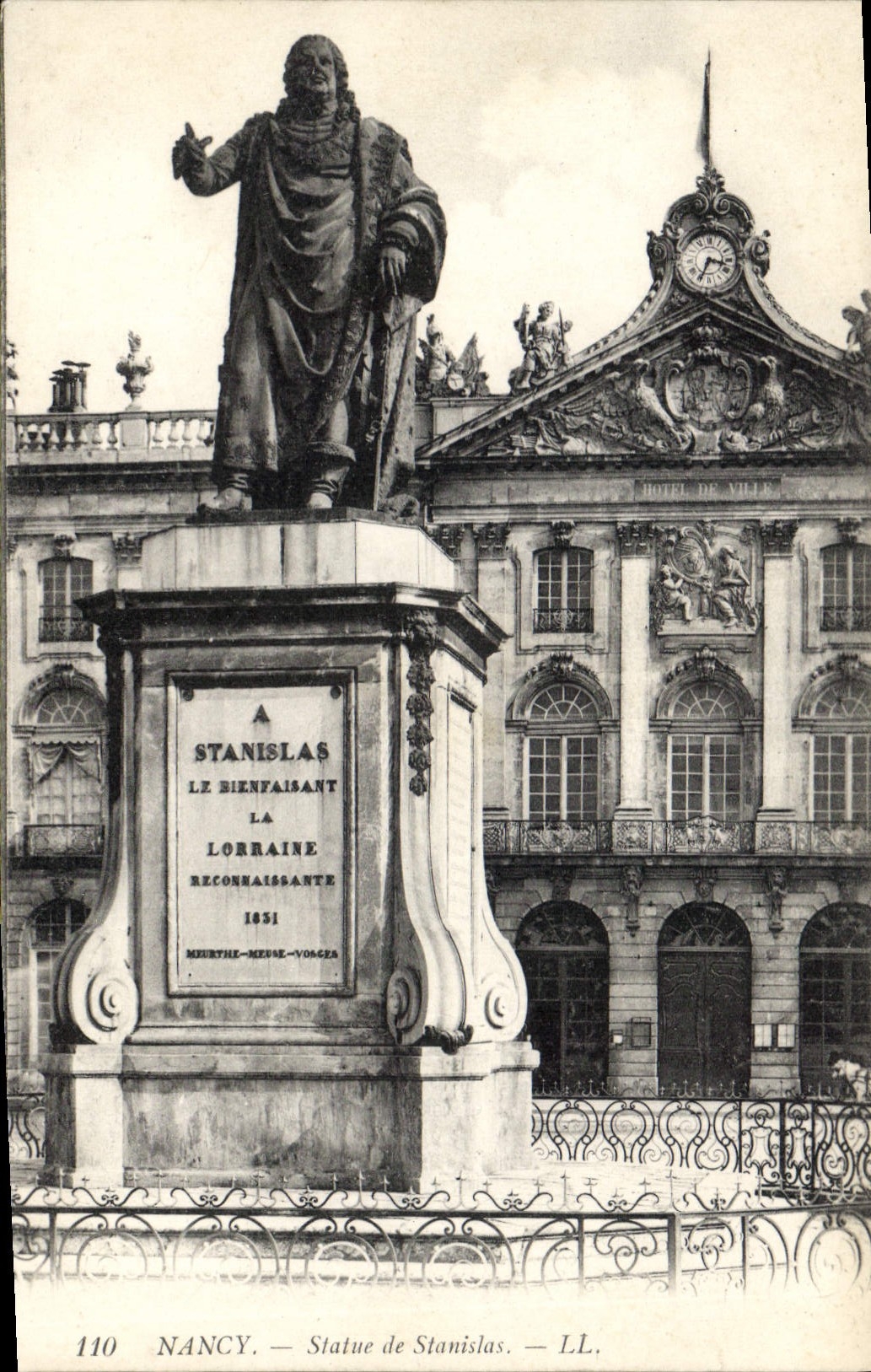 CPA Nancy Statue de Stanislas 