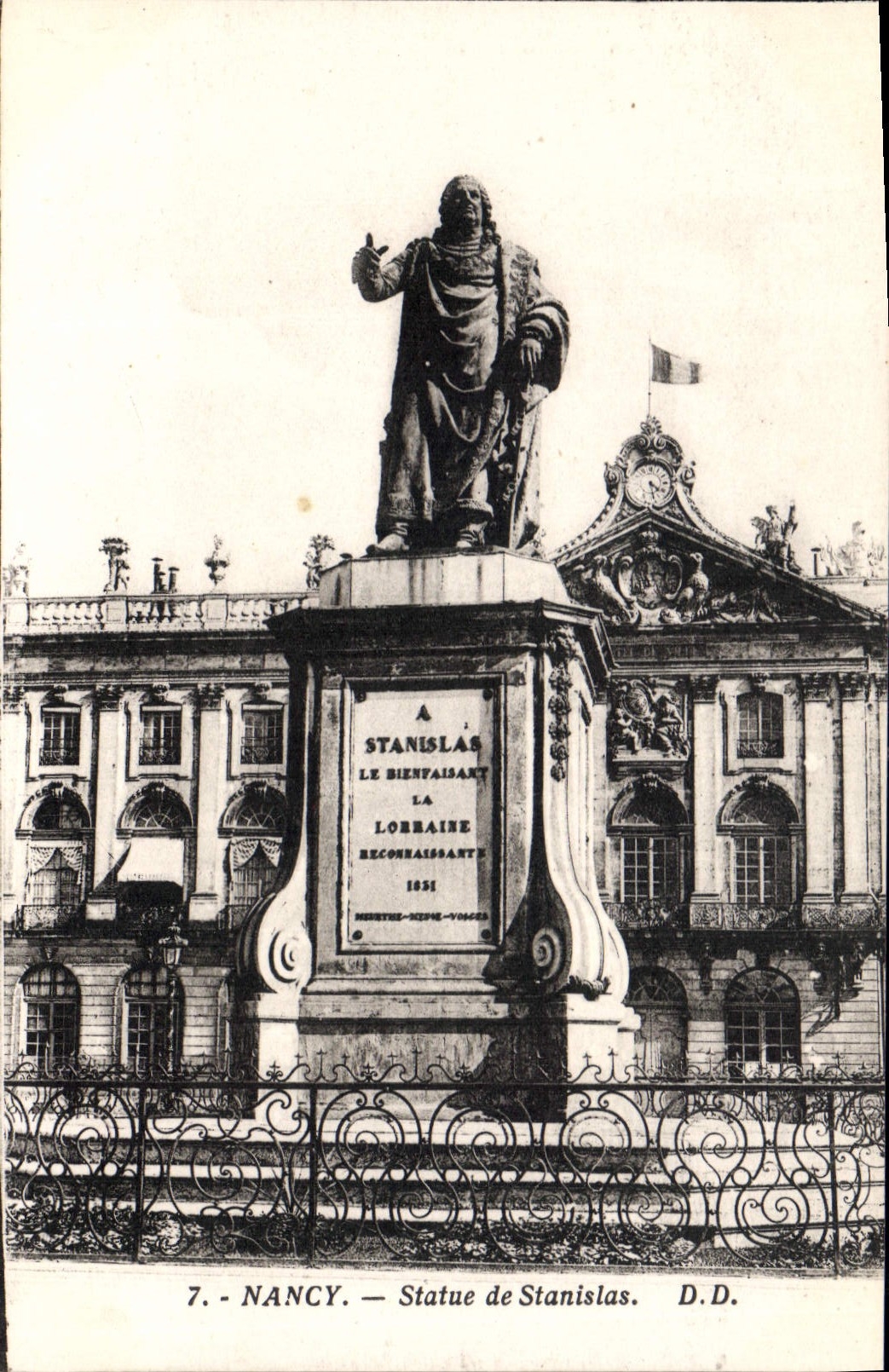 CPA Nancy Statue de Stanislas 