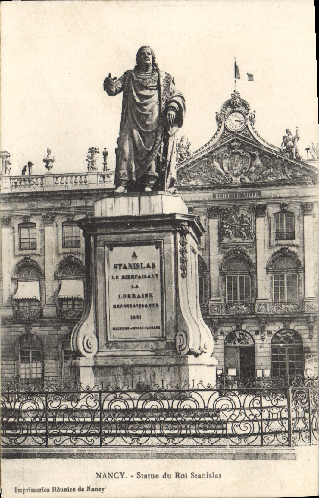 CPA Nancy Statue du Roi Stanislas 