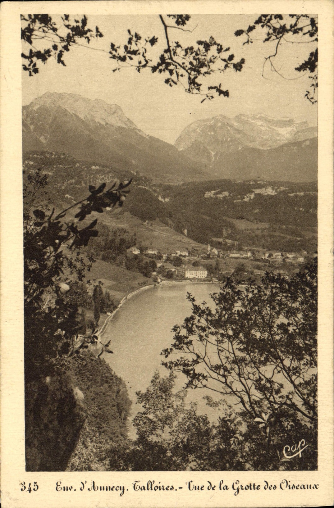 CPA Env d'Annecy Talloires vue de la Grotte des Oiseaux 