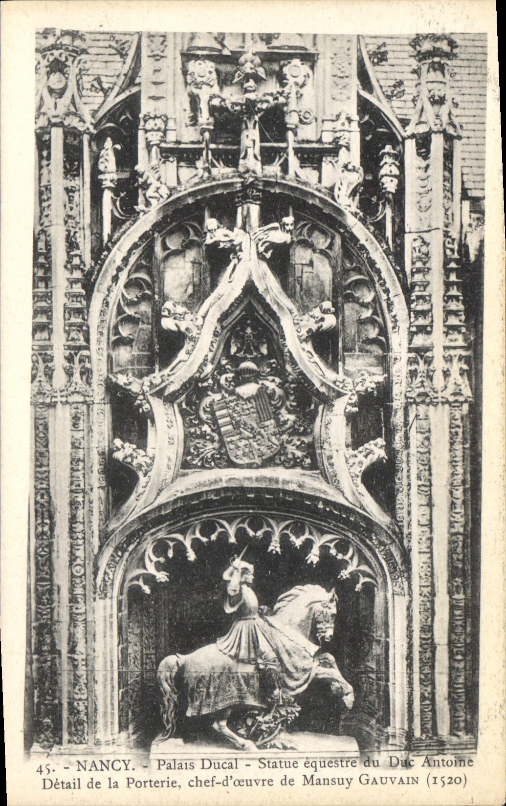 CPA Nancy Palais Ducal Statue equestre du Duc Antoine Detail de la Porterie 