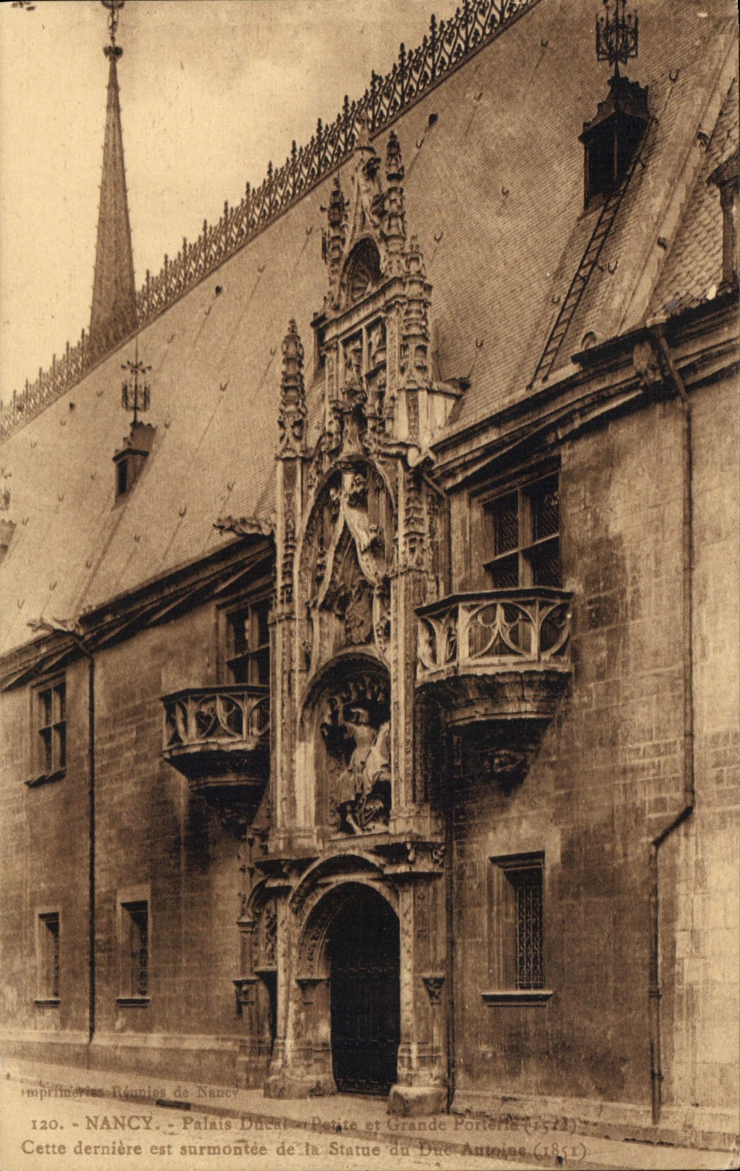 CPA Nancy Palais Ducal Petite et grande Porterie 