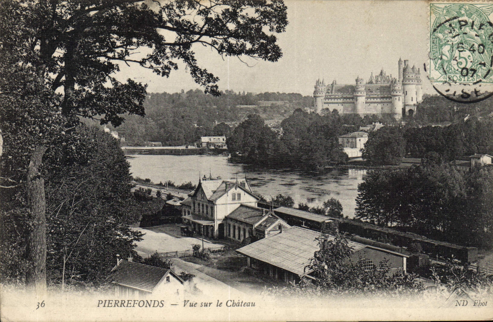 CPA Pierrefonds Vue sur le Chateau 