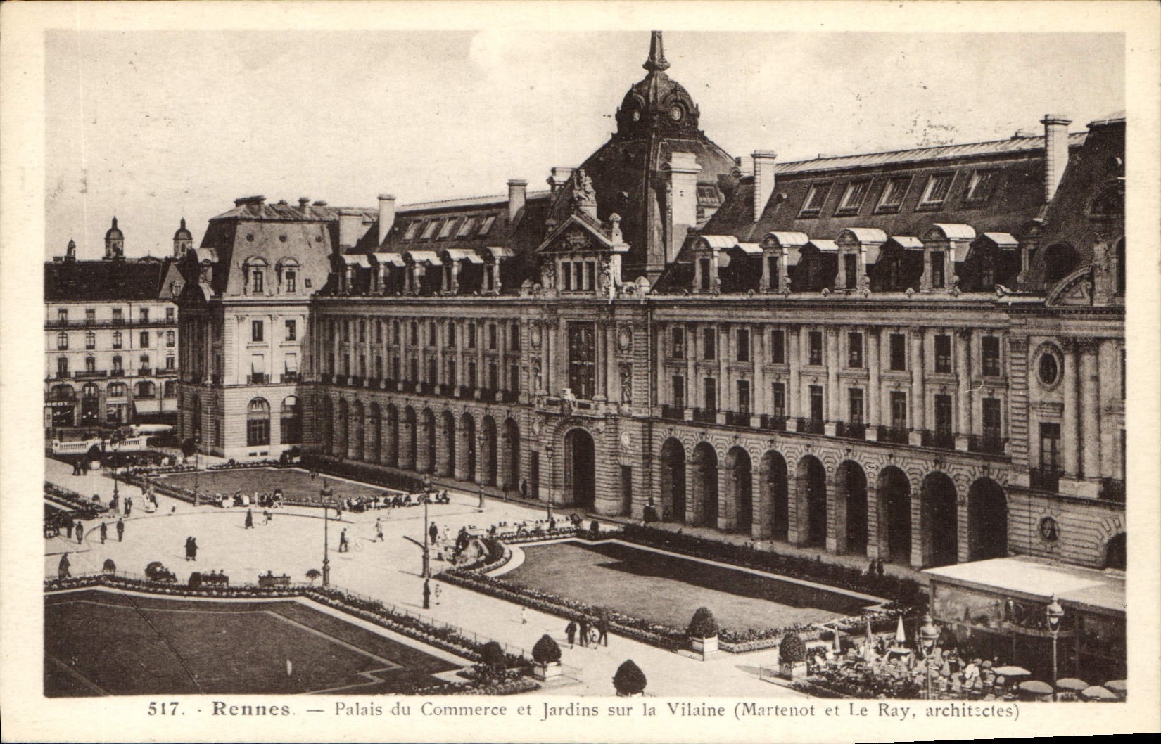 CPA Rennes Palais du Commerce et Jardins sur la Vilaine 