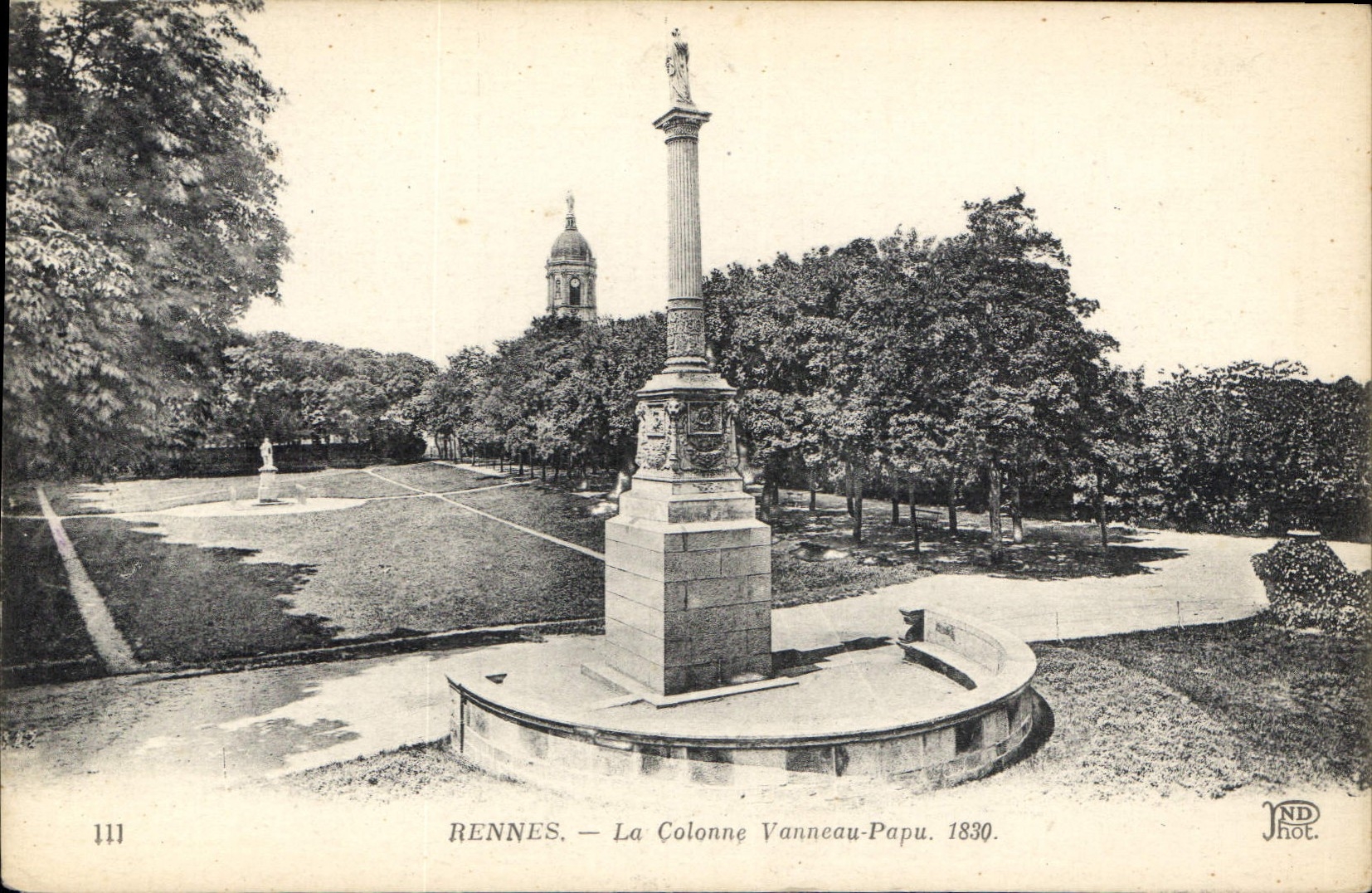 CPA Rennes La Colonne Vanneau Papa 1830 