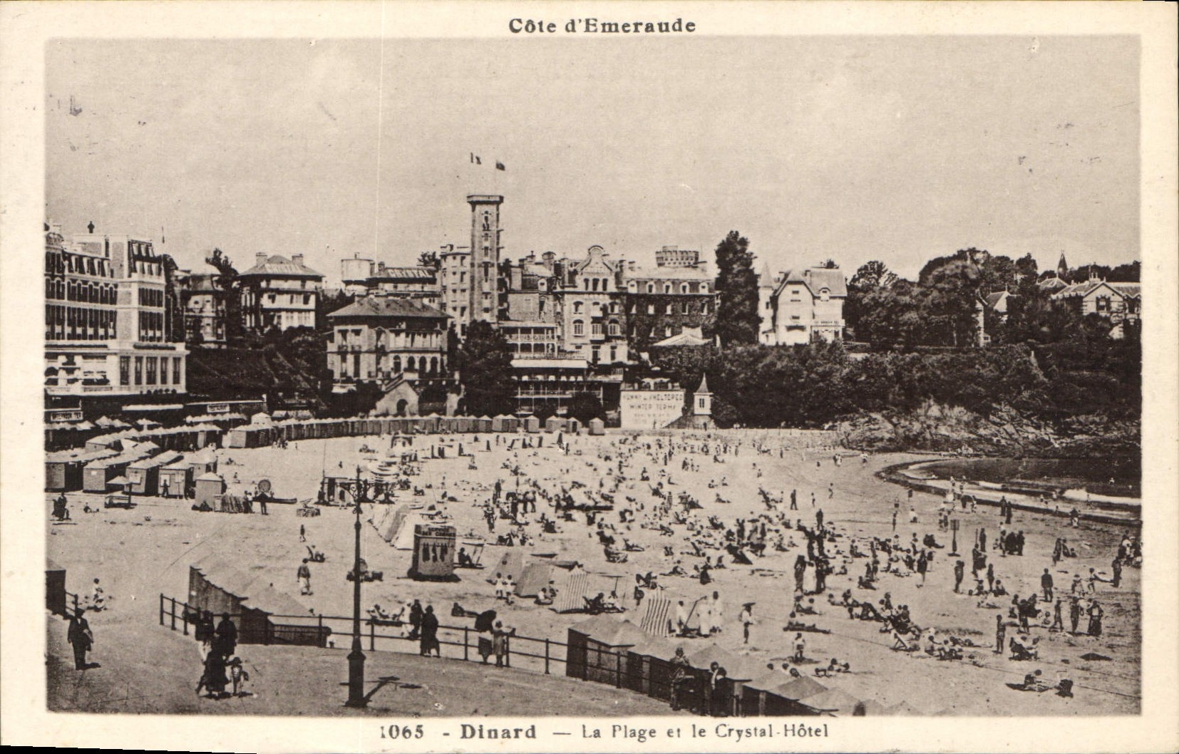 CPA Dinard La Plage et le Crystal Hotel 