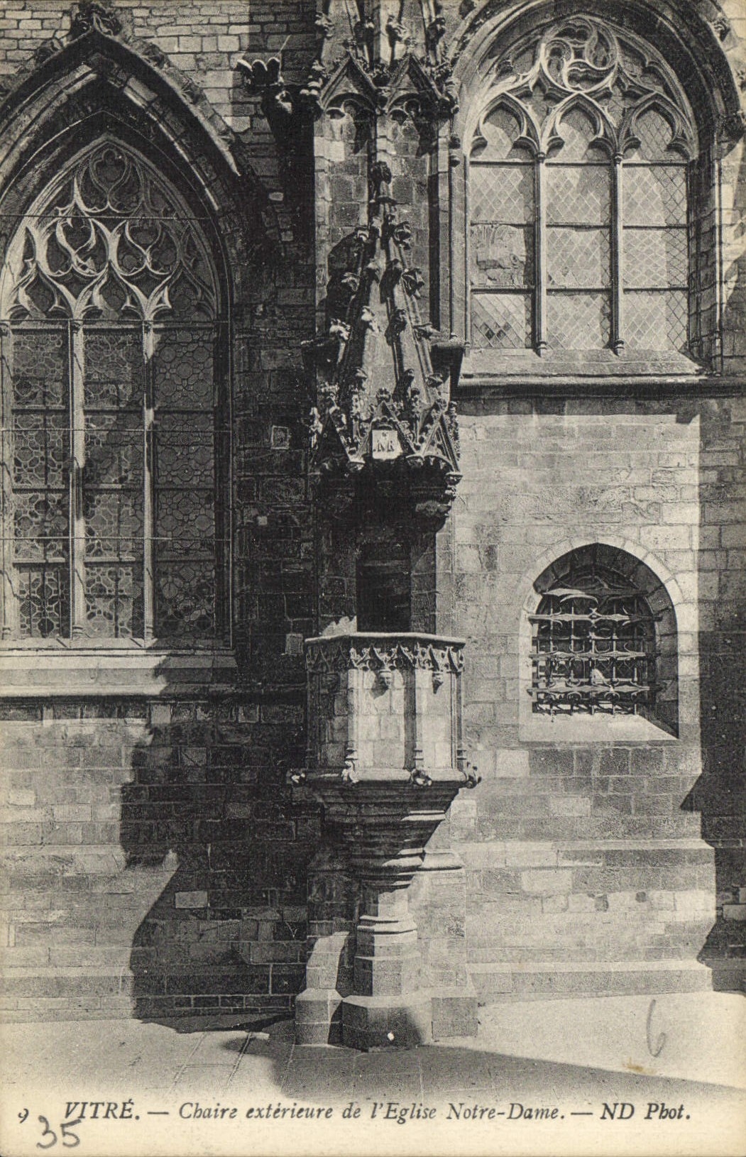 CPA Vitre Chaire Esterieure de l'Eglise Notre Dame 