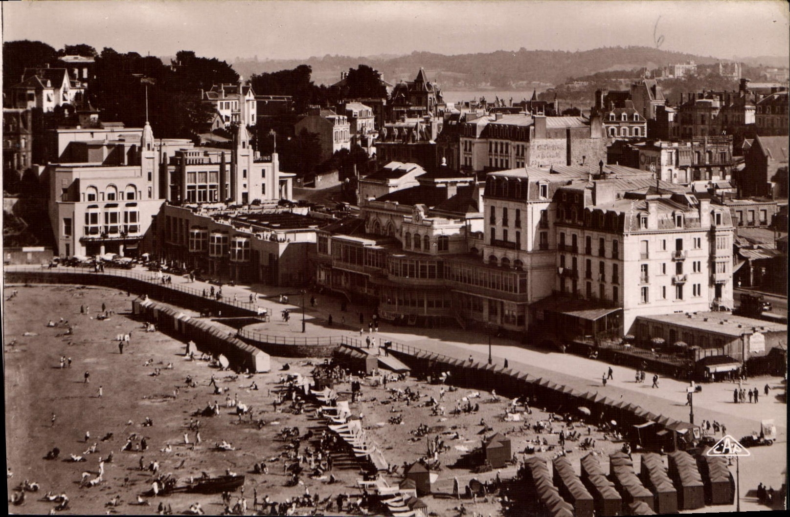 CPA Dinard Le Casino et la Plage 