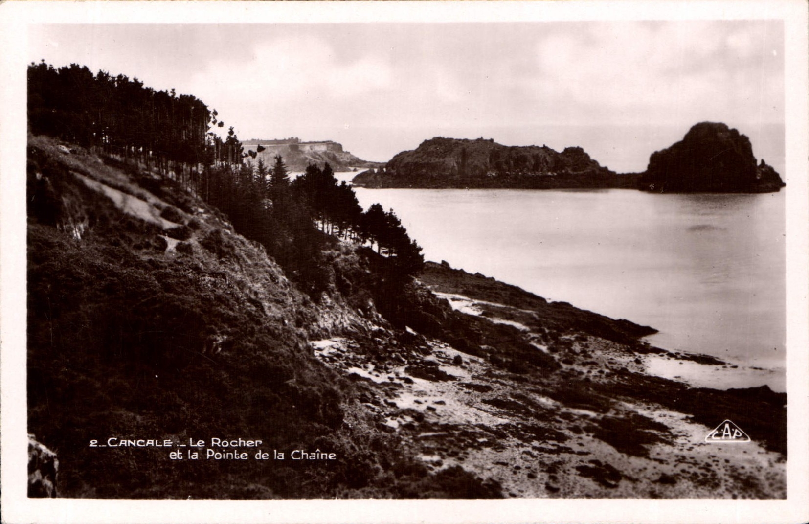 CPA Cancale Le Rocher et la Pointe des Crolles