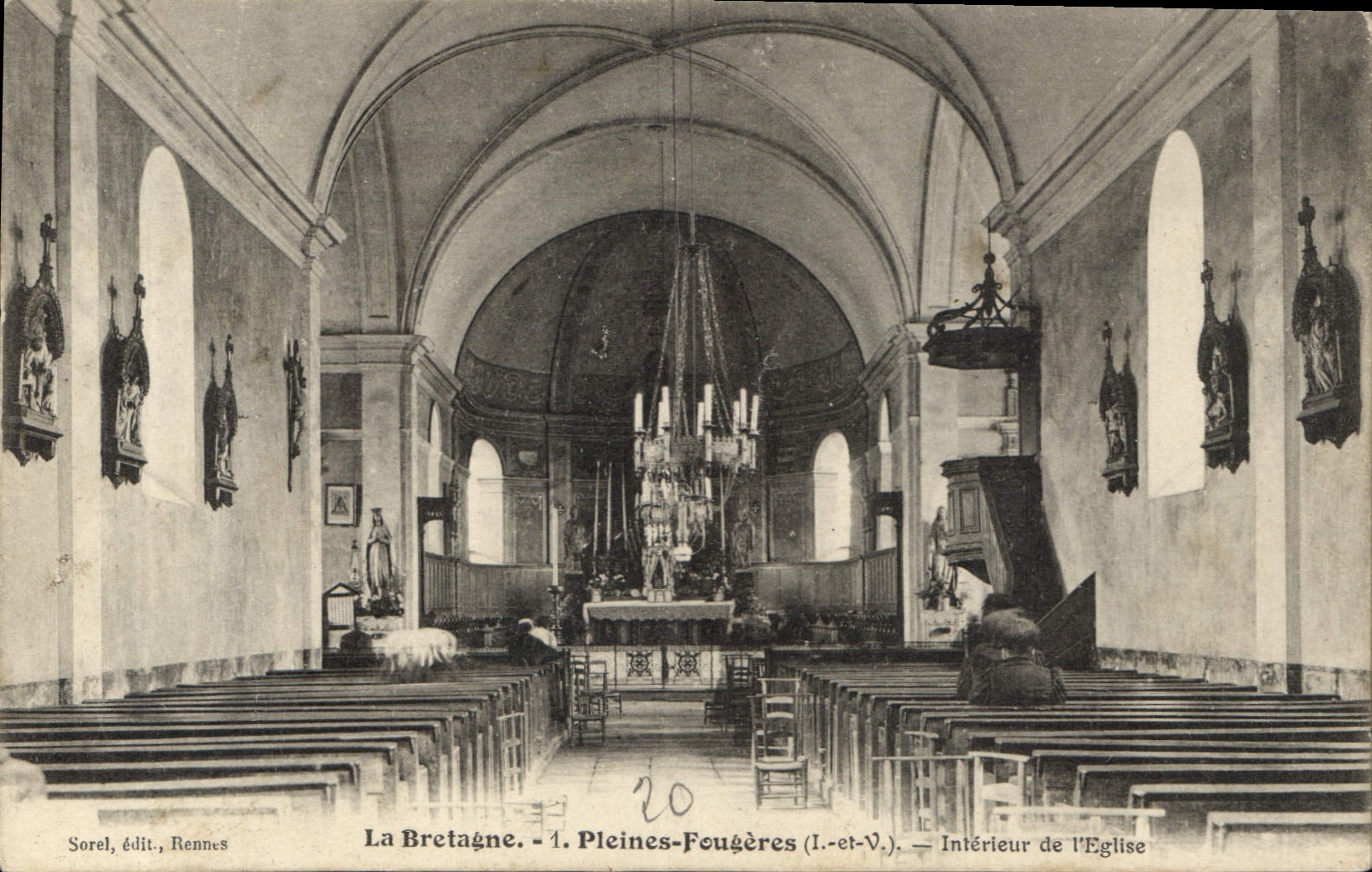 CPA Pleines Fougeres Interieur de l'Eglise