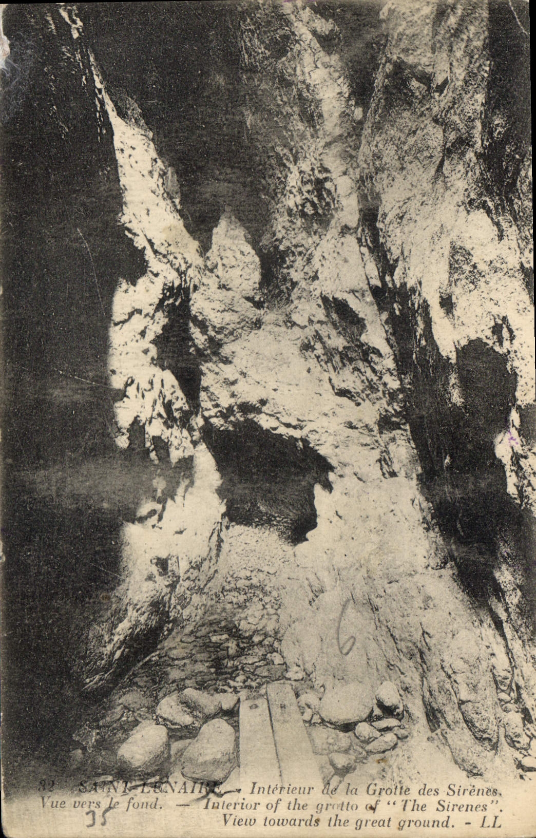 CPA Saint Lunaire Interieur de la Grotte des Sirenes 