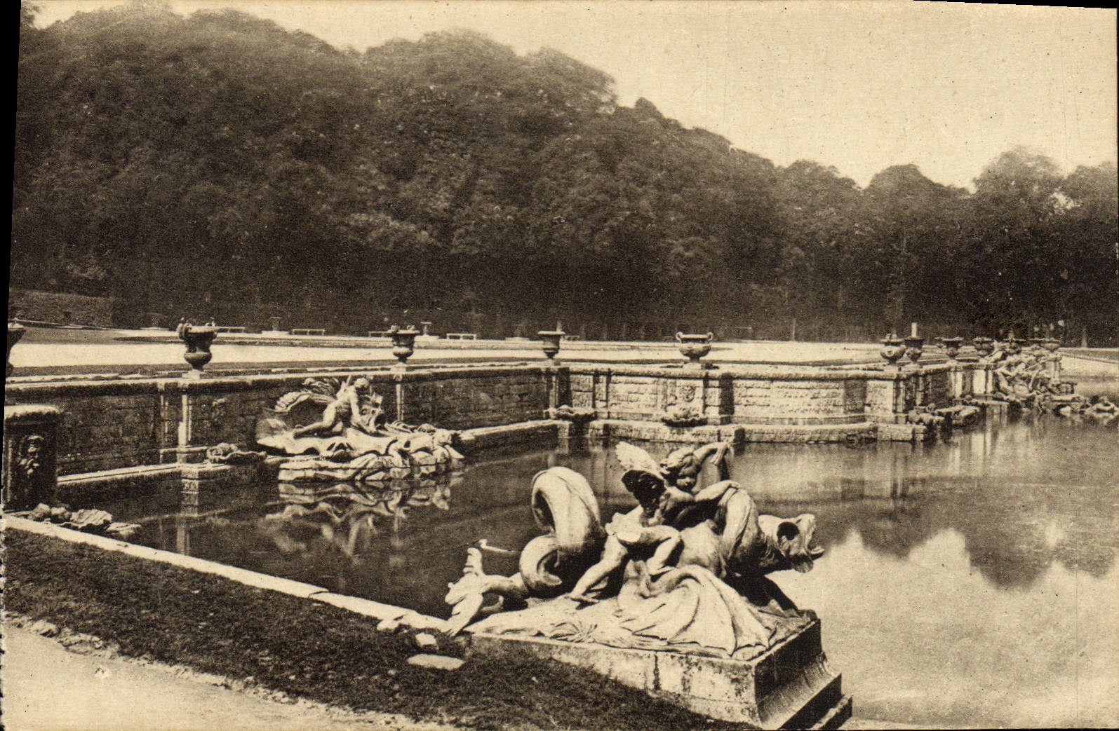 CPA Versailles Bassin de Neptune 