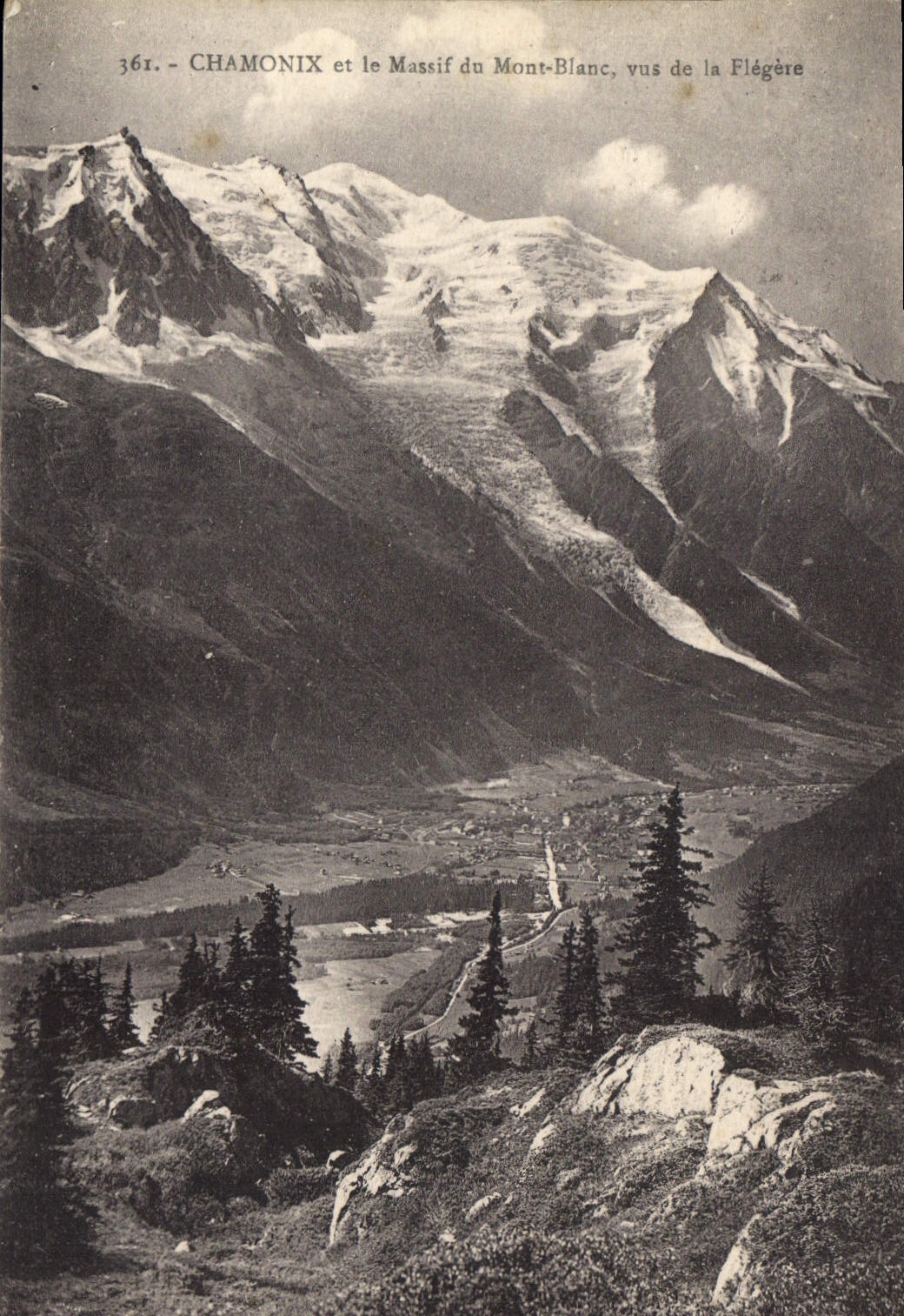 CPA Chamonix et le Massif de Mont Blanc 