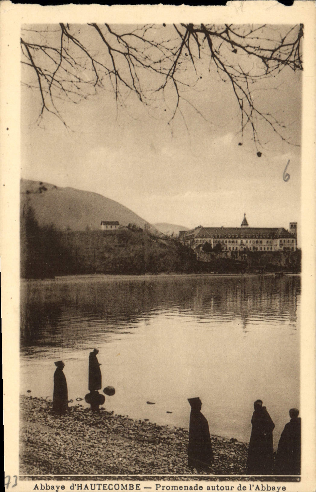 CPA Abbaye d'Hautecombe Promenade Autour de l'Abbaye 