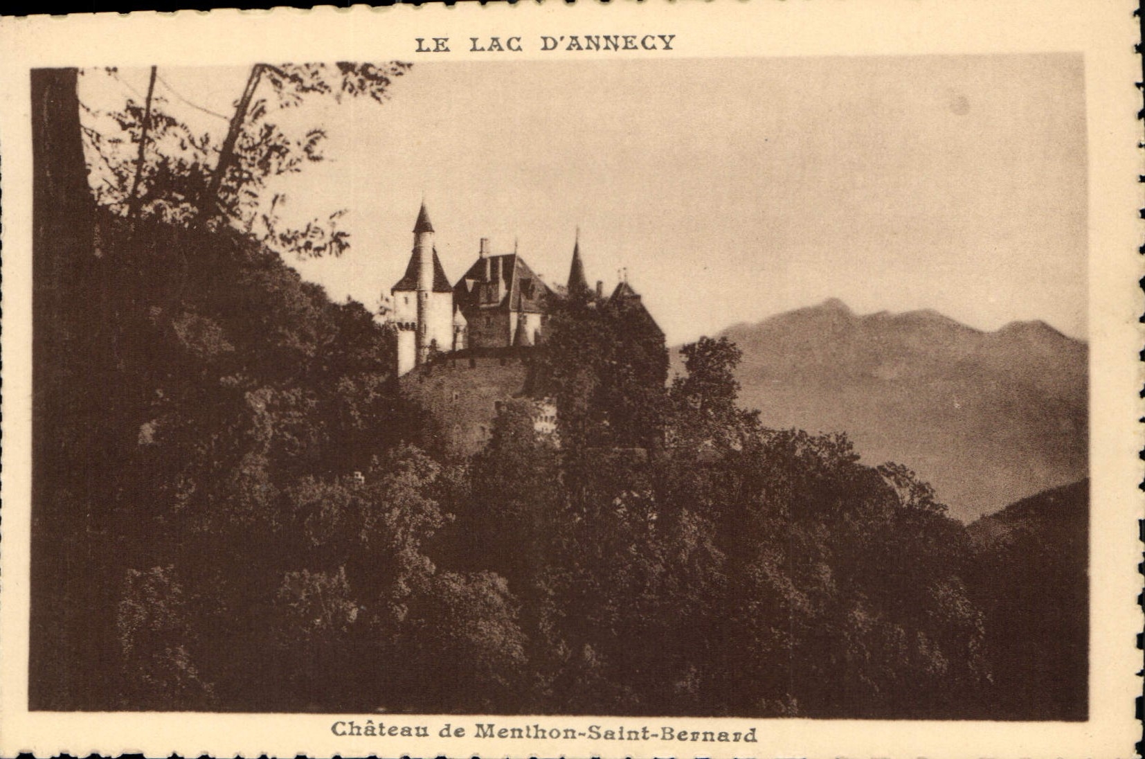 CPA Le Lac d'Annecy Chateau de Menthon Saint Bernard 