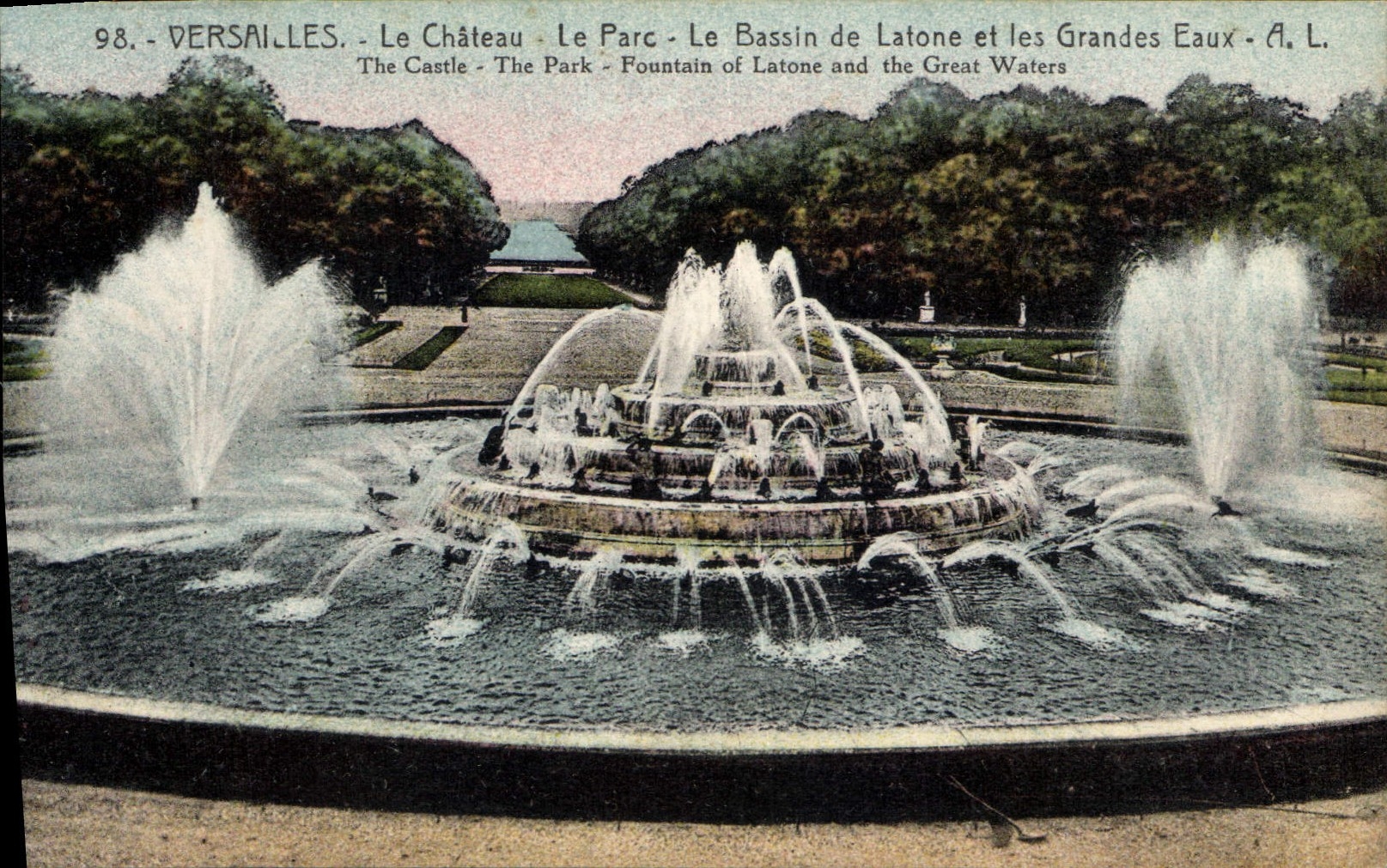 CPA Versailles Les Chateau Le Parc Le Bassin de Latone et le Grandes Eaux 
