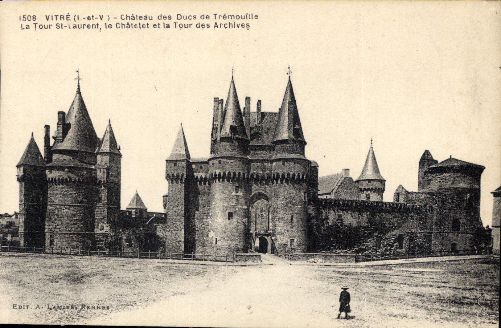CPA Vitre Chateau des Ducs de Tremouille 