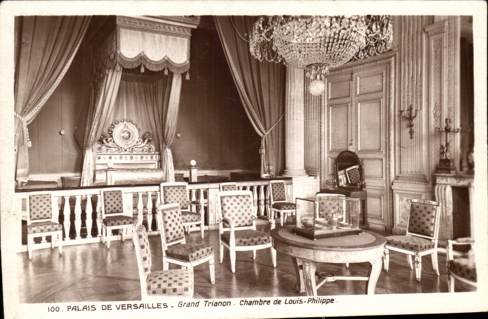 CPA Palais de Versailles Grand Trianon Chambre de Louis Philippe 