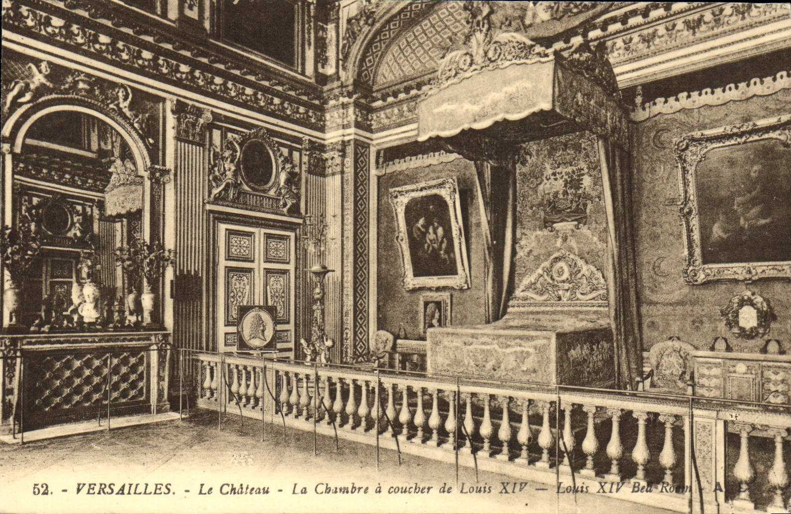CPA Versailles Le Chateau La Chambre a coucher de Louis XIV 