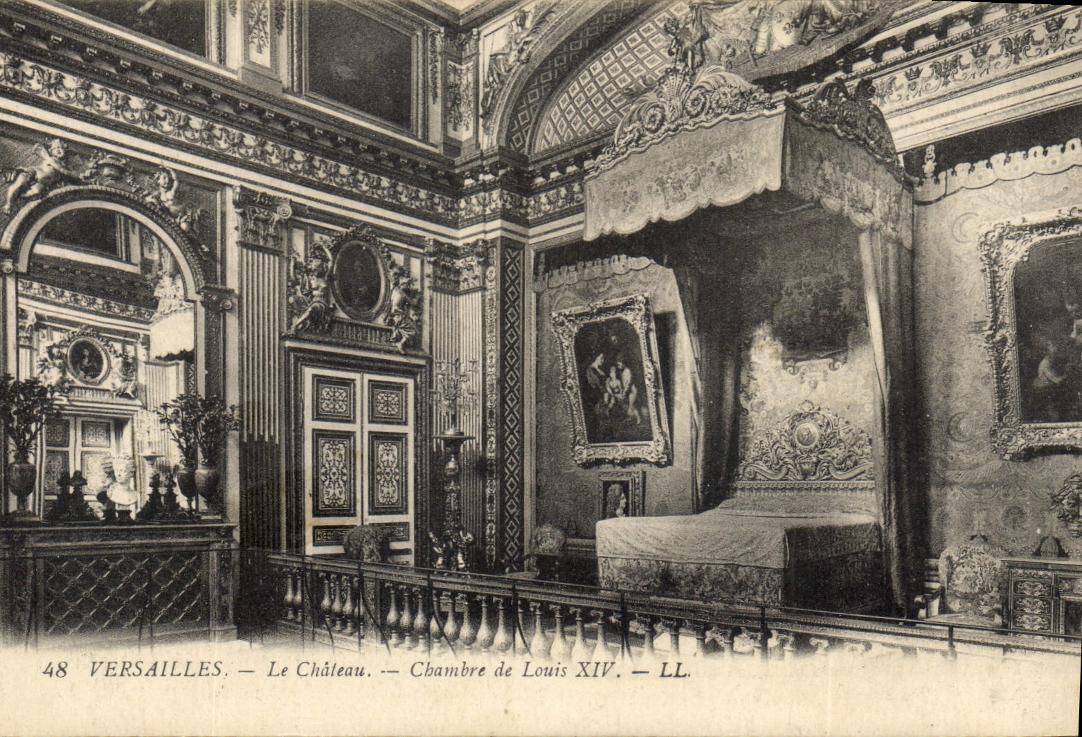 CPA Versailles Le Chateau Chambre de Louis XIV 