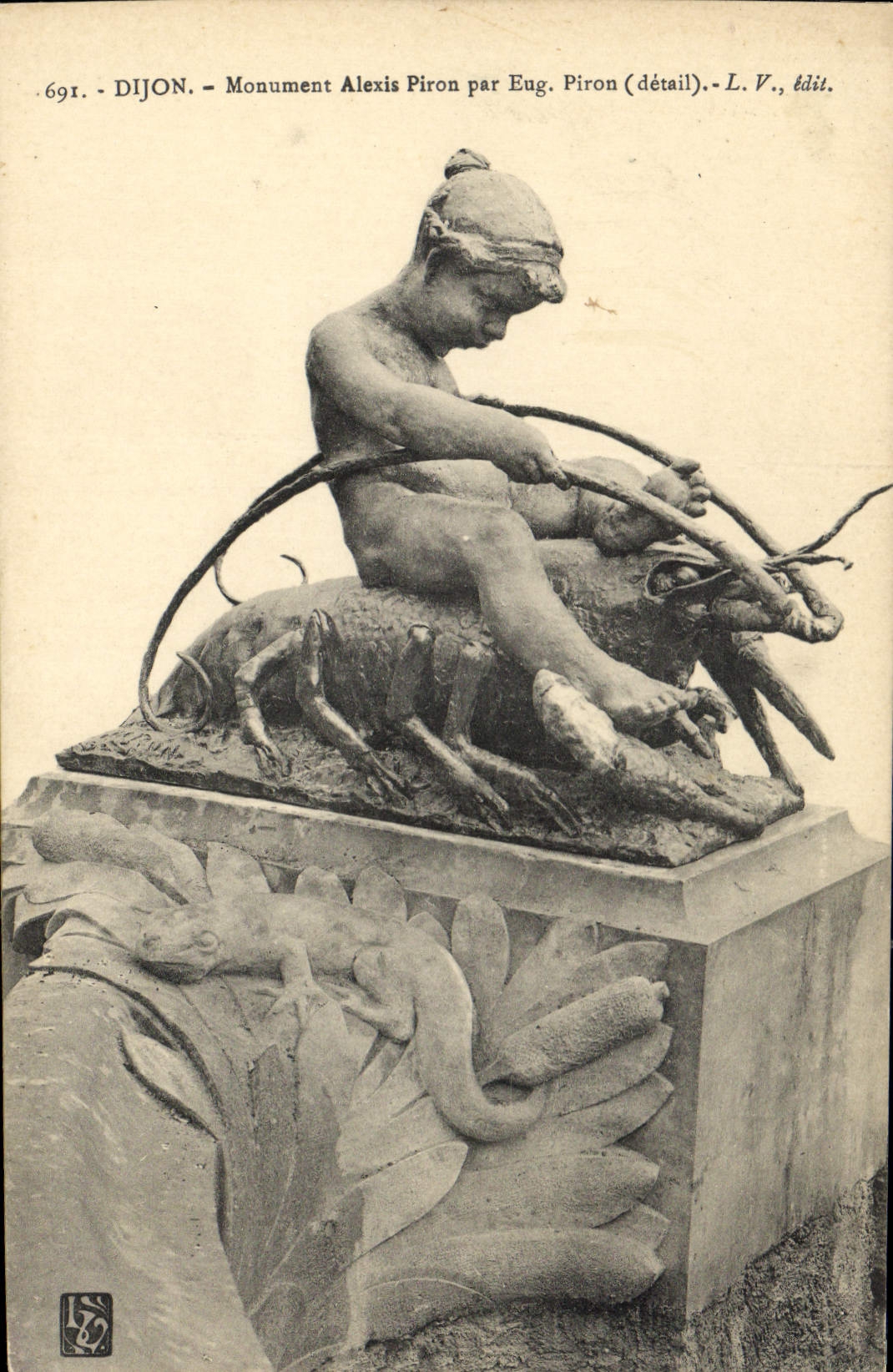 CPA Dijon Monument Alexis Piron Langouste