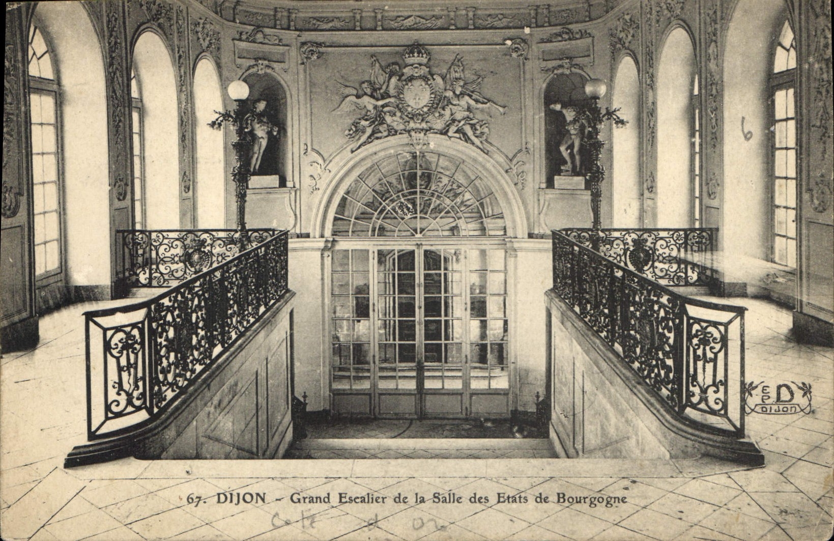 CPA Dijon Grand Escalier de la Salle des Etats de Bourgogne 