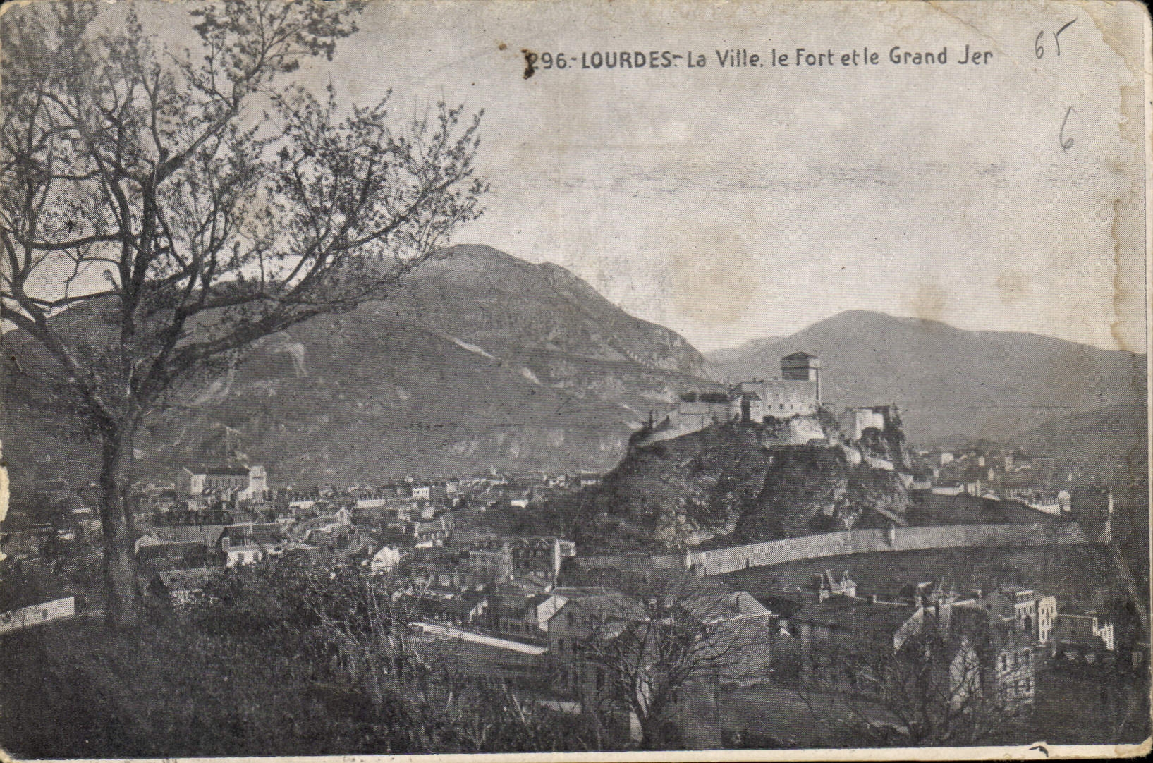 CPA Lourdes La Ville le fort et le Grand Jer 