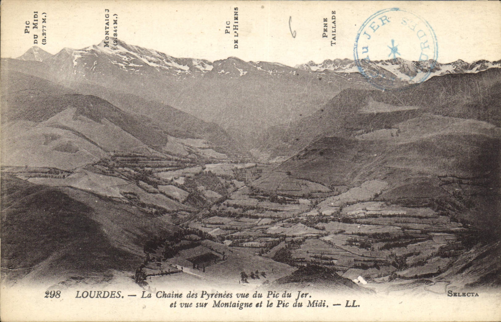 CPA Lourdes La Chaine des Pyrenees vue du Pic du Jer 