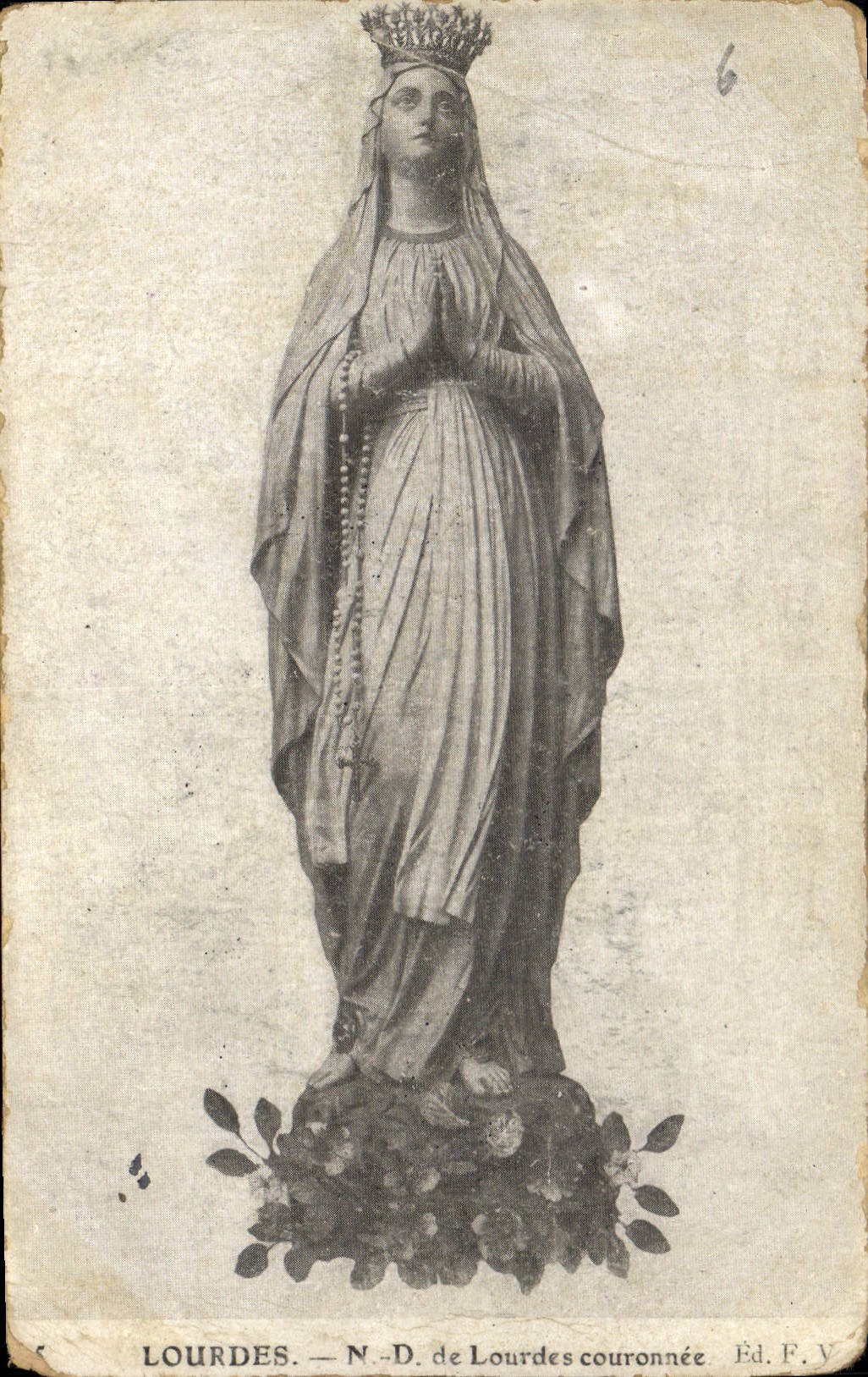 CPA Lourdes ND de Lourdes couronnee 